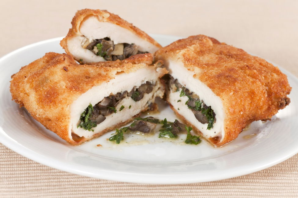 Filetti croccanti di pollo ripieni di funghi
