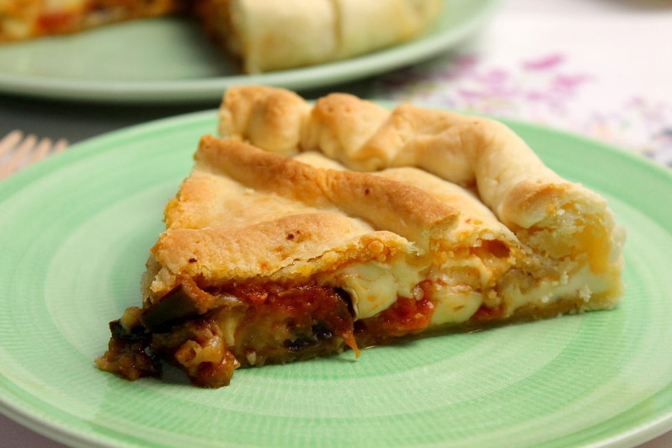 Torta rustica con melanzane a funghetto e Brie