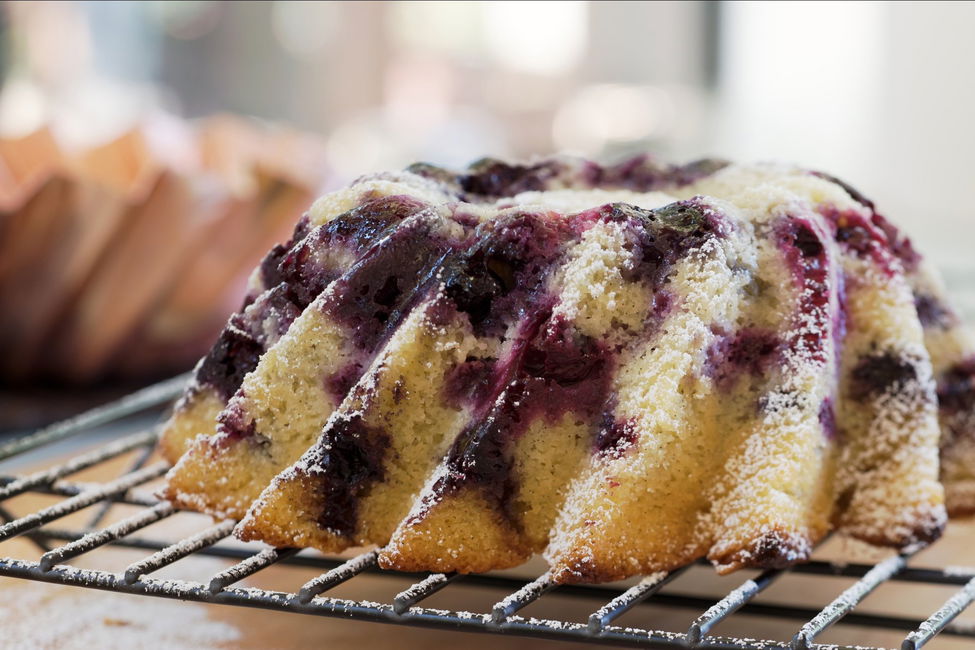 Torta soffice allo yogurt con mirtilli