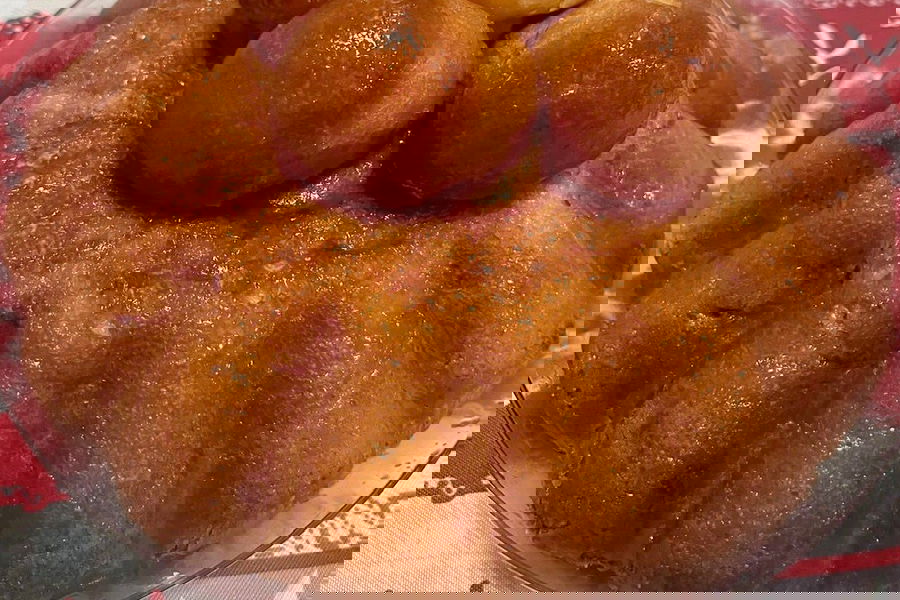 Babà classico napoletano gigante