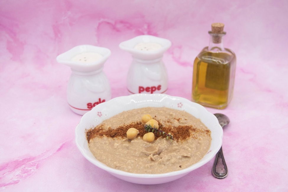 Hummus di ceci e noci