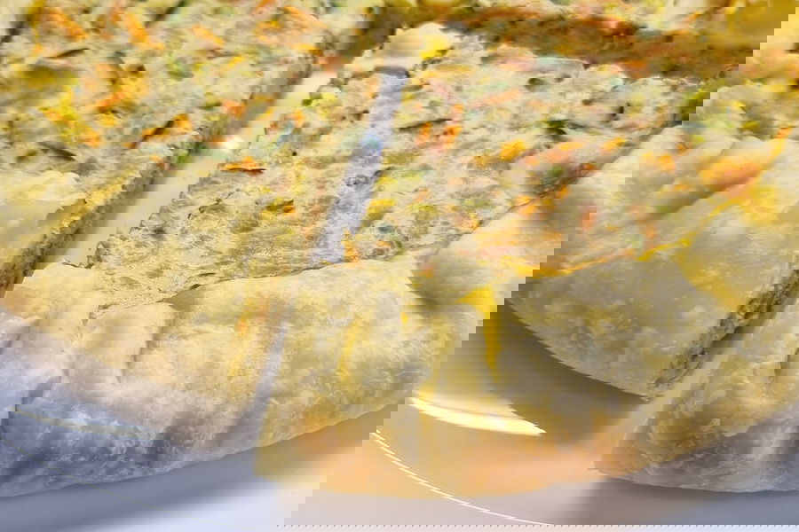 Torta salata carote, zucchine e panna