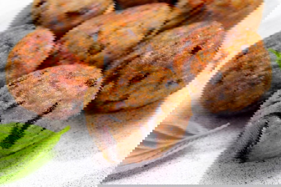 Polpette di carne con radicchio e cipolla