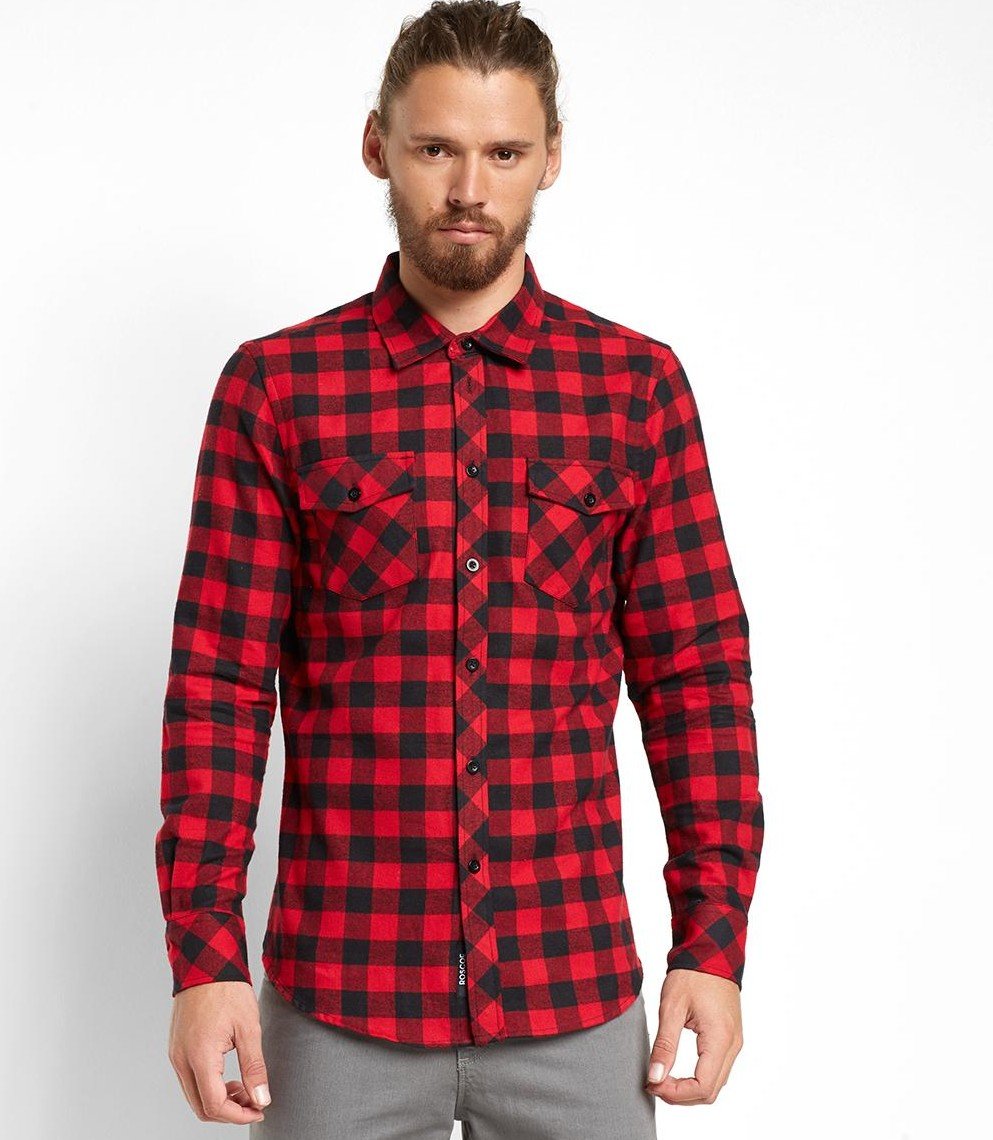 Camicia a quadri rossa e nera: l'ideale per l'uomo di tendenza