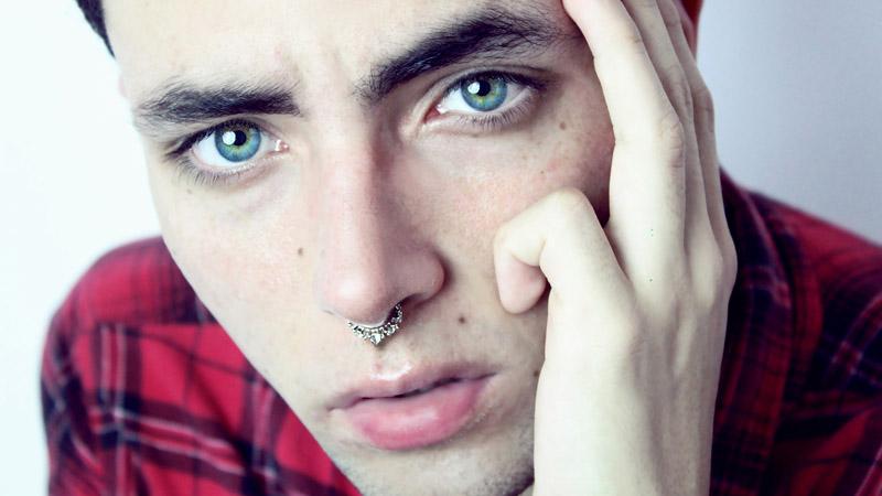 Septum piercing: come farsi il piercing al setto nasale