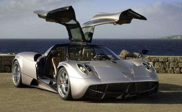 Le auto più veloci al mondo? Ecco la classifica