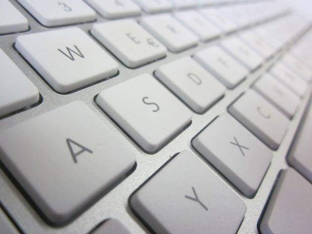 Perché le lettere sulle tastiere non sono in ordine alfabetico?