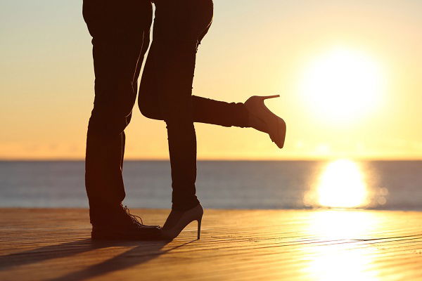 Ecco alcuni consigli per baciare una ragazza in modo perfetto