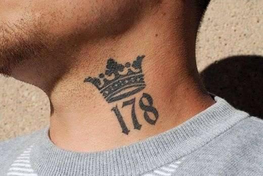 Tatuaggio “corona”: dove farlo e significato del simbolo