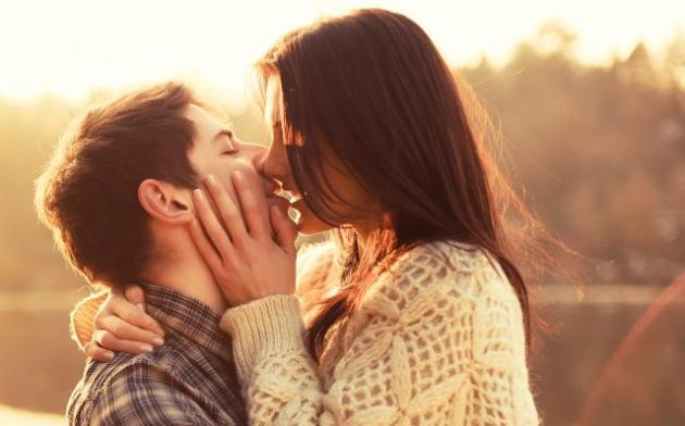 Questi 5 segnali dimostrano che la tua partner ti ama davvero
