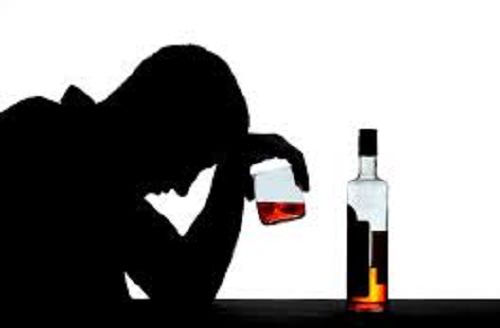 Avvelenamento da alcool: ecco i sintomi che dovete conoscere