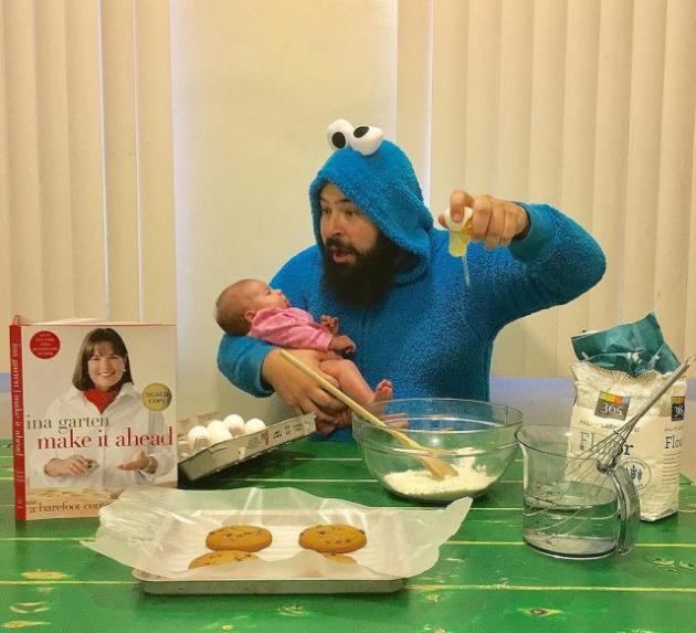 Ogni bimbo ha un album fotografico ma non tutti hanno un papà creativo come questo