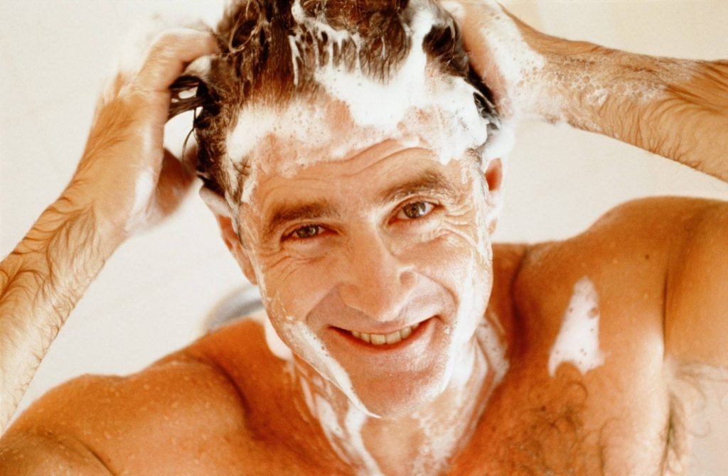 Consultate un dermatologo che vi prescriverà lo shampoo giusto