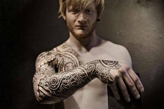 Tatuaggi polinesiani: quali sono e significato dei simboli
