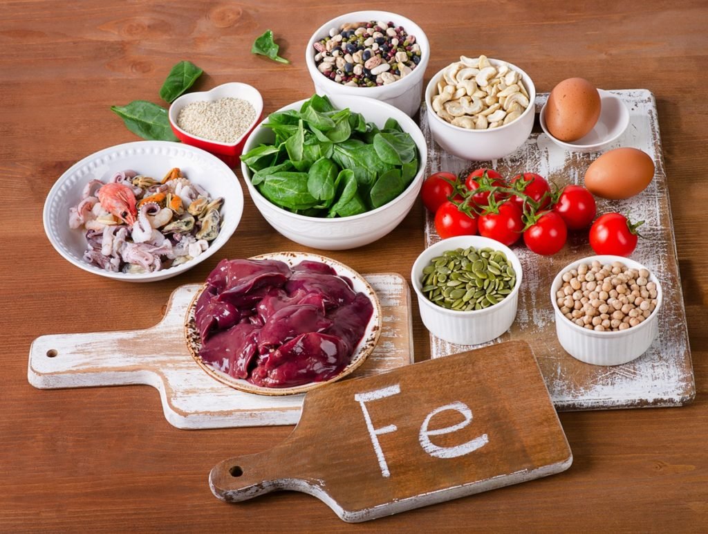In caso di ferritina bassa può rendersi necessario adottare una dieta specifica che comprenda alimenti ad alto contenuto di ferro.