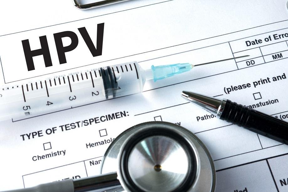 Le verruche genitali o condilomi al pene sono causati dai tipi 6 e 11 dell'HPV