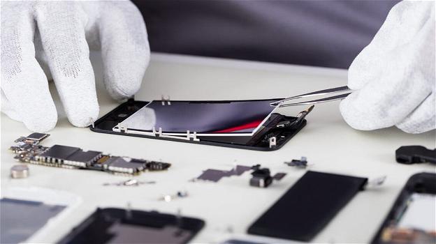 Come effettuare la riparazione del vetrino rotto di uno smartphone