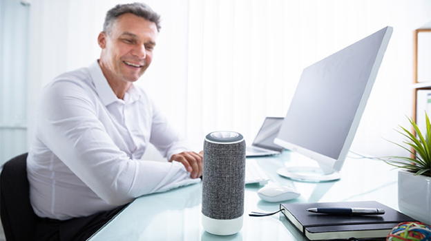 Come scegliere e utilizzare un assistente vocale intelligente per semplificare la tua vita