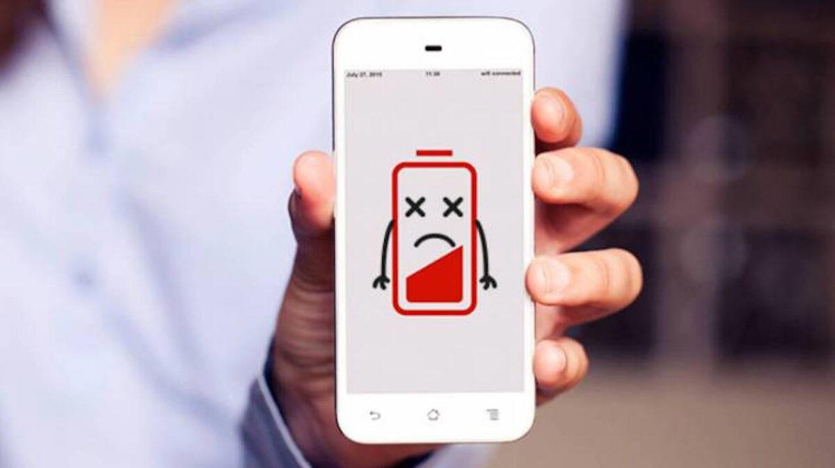 Come allungare la vita alla batteria del cellulare: miti da sfatare e consigli pratici
