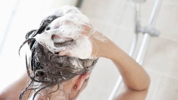 Gli errori da evitare quando ti lavi i capelli