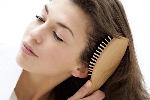 Scegliere la spazzola giusta per ogni tipo di capello