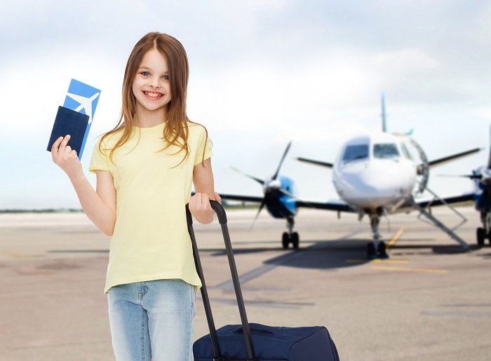 Viaggiare: ecco i documenti necessari per il bambino