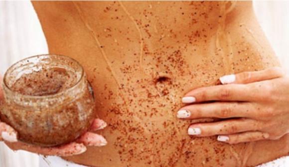 Come rimuovere le smagliature in modo naturale
