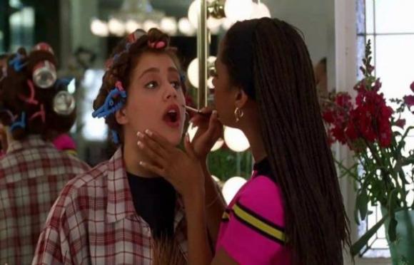 Ecco 5 cose che le donne fanno dopo aver chiuso una storia