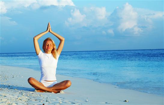 Ecco le posizioni Yoga per tenere sotto controllo lo stress