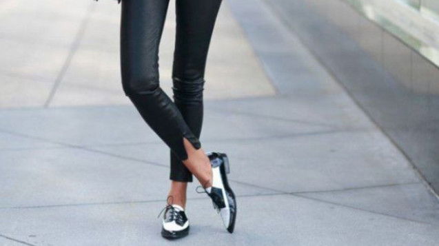 Dalla moda maschile a quella femminile: le scarpe stringate