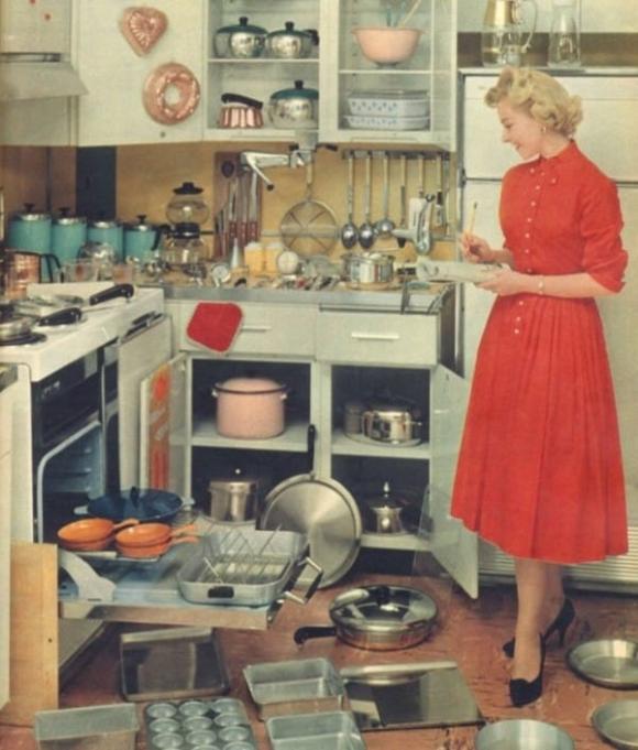 Ecco le regole che la donna doveva seguire nel 1955 per essere un’ottima moglie