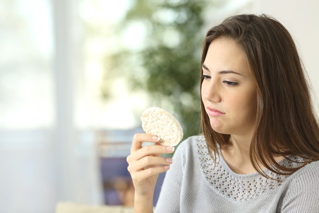 Perché è così difficile seguire una dieta? Ecco il motivo