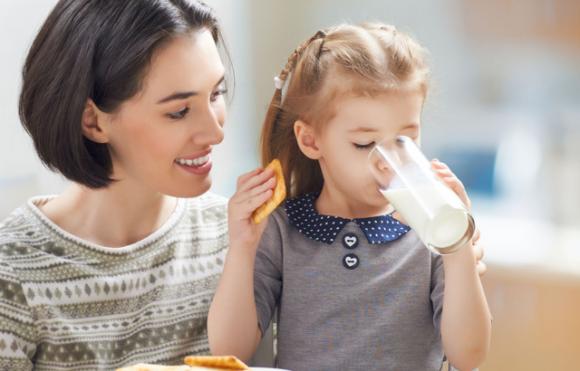 La corretta colazione da preparare al mattino ai propri figli