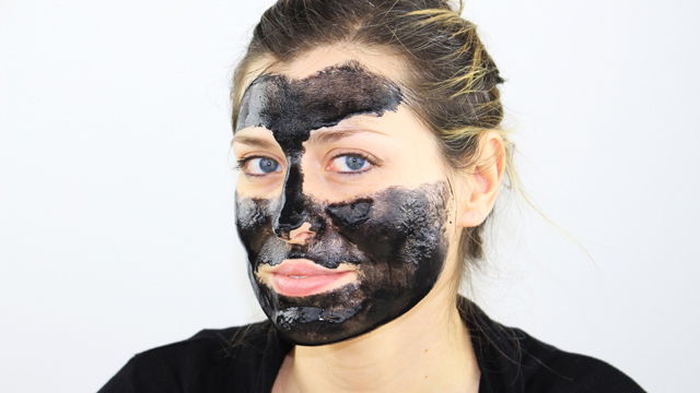 Black mask: ecco la ricetta per realizzarla in casa