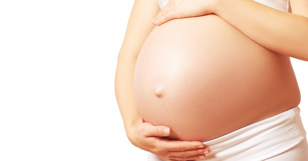 Il distacco della placenta colpisce 1% delle gravidanze. Causa perdite di sangue, contrazioni, dolori e riduzione dei movimenti fetali