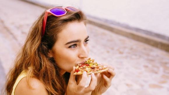 Alcune cose davvero folli che solo le donne single possono fare