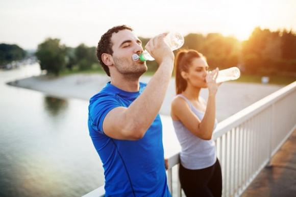 Ecco 7 consigli per mantenere la pelle sempre giovane