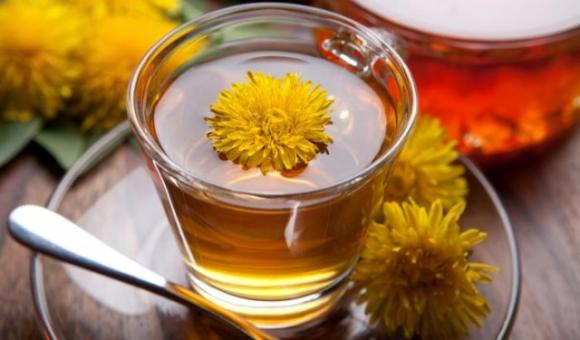 Questi 7 deliziosi drink ti aiuteranno a perdere i chili in eccesso