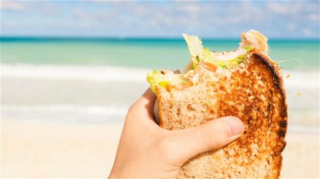 Pranzo in spiaggia: idee sfiziose per panini farciti da portare a mare
