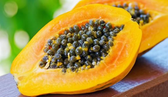Questi prodotti naturali sono fantastici per contrastare le rughe e schiarire la pelle