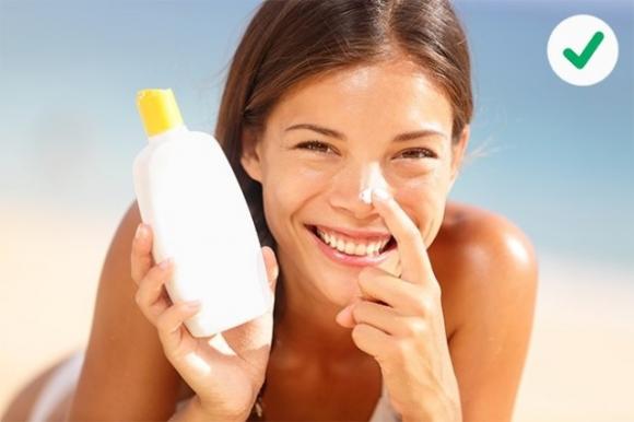 Ecco alcuni segreti che le aziende di cosmetici non vogliono farti conoscere