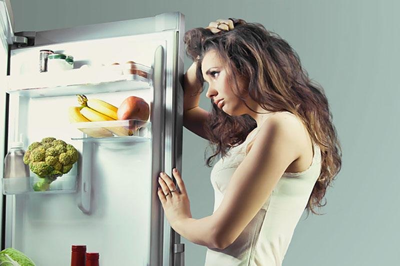 La fame nervosa può essere una scappatoia che porta a sostituire con il cibo alcune mancanze oppure l’avvisaglia di una patologia