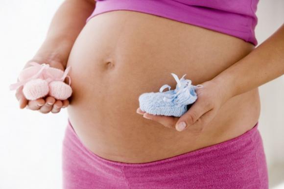 Quale di questi bambini è un maschio?