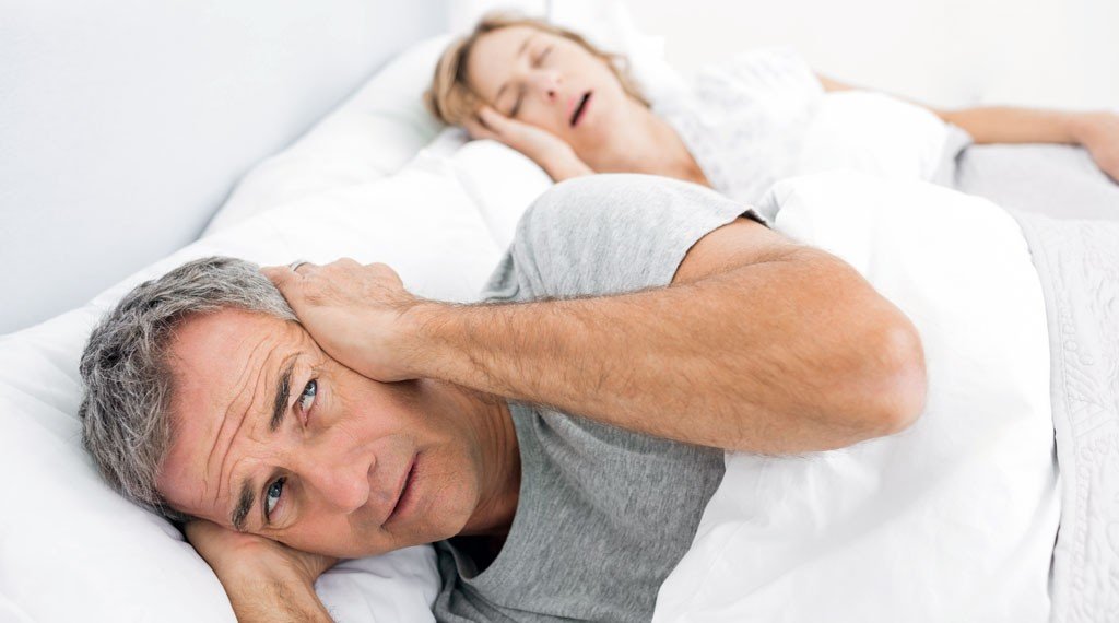 Il russamento è uno dei sintomi più diffusi dell'apnea nel sonno