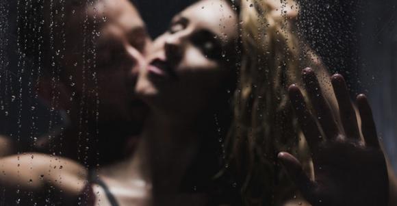 5 straordinari cambiamenti che il corpo di una donna subisce quando fa l’amore