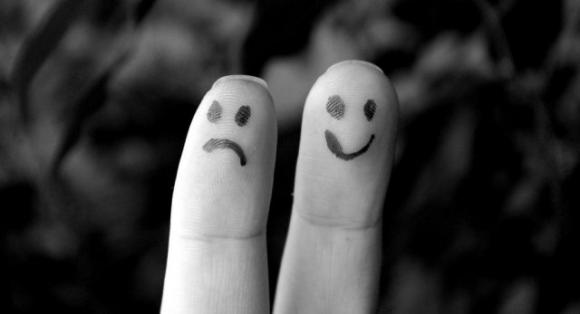 Cosa non dire mai a chi soffre di depressione e quali parole invece li aiutano a stare meglio