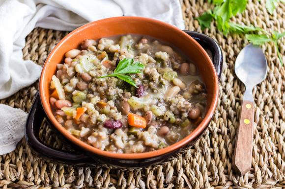 Tra i cibi che fanno dimagrire troviamo anche i cereali e i legumi integrali