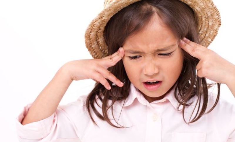 I bambini che presentano i sintomi della meningite diventano particolarmente irritabili