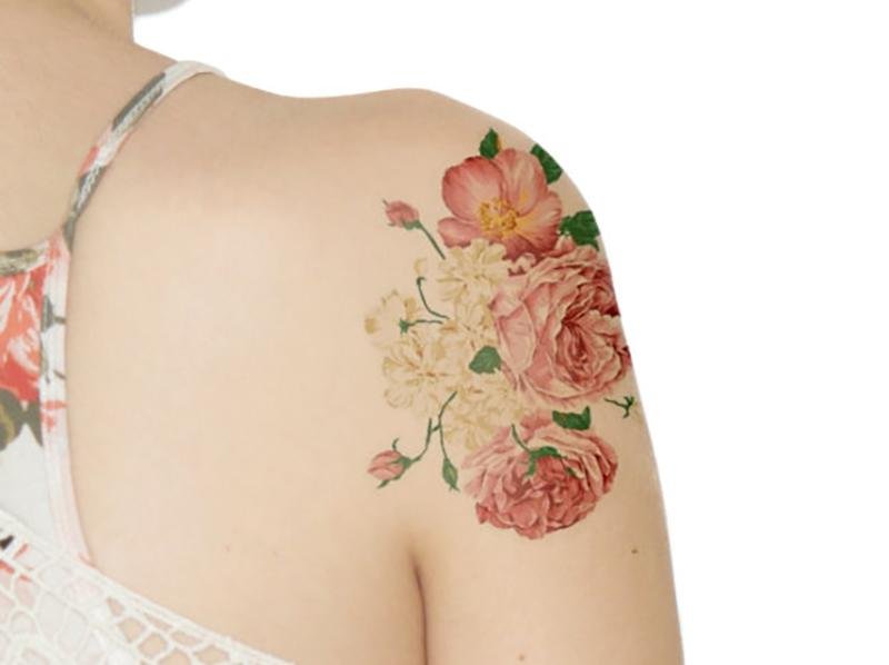 Tattoo fiori deve essere scelto pensando anche al significato
