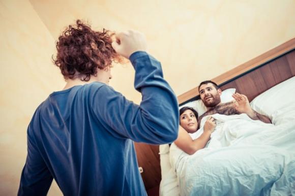 Ecco 8 ragioni per cui si tradisce il proprio partner